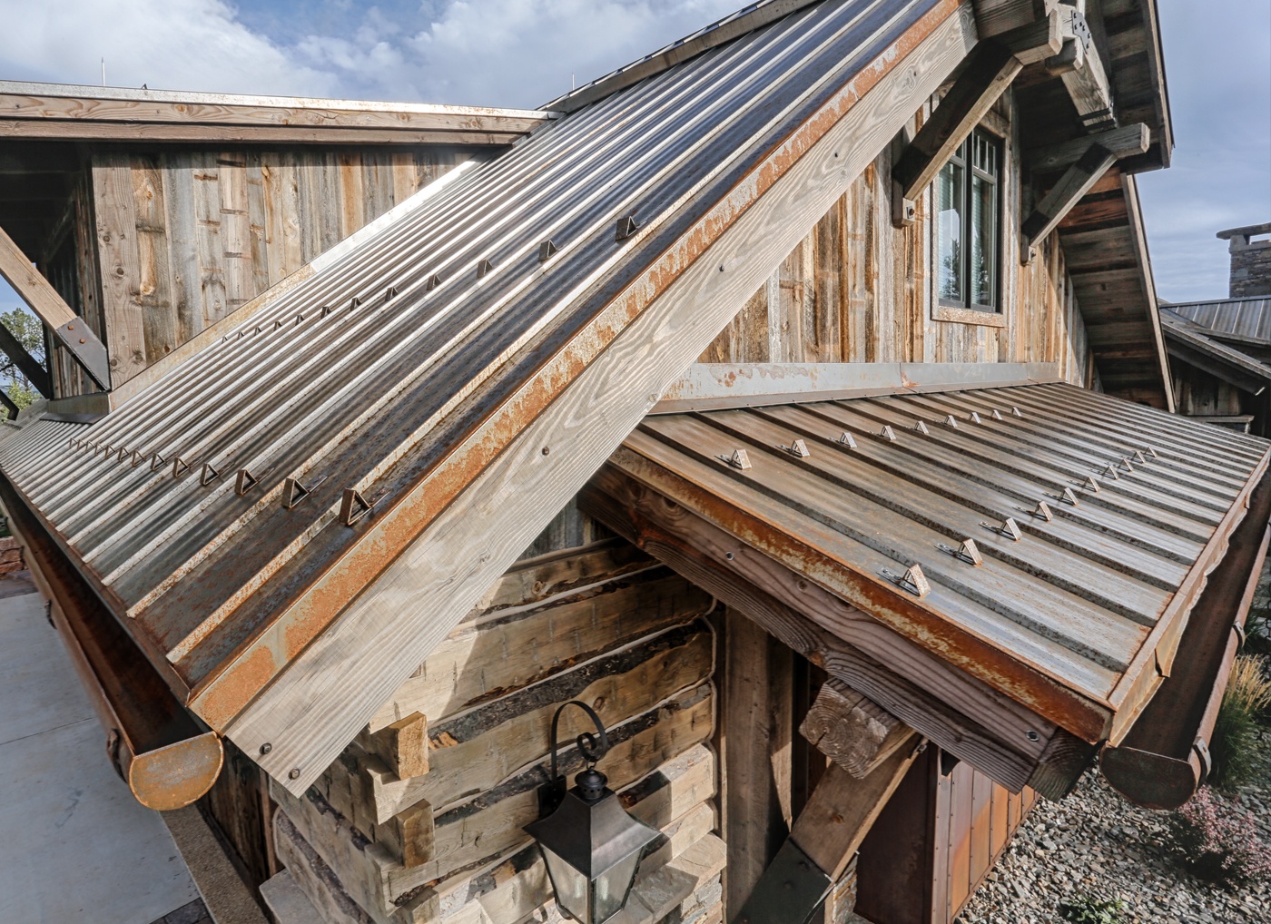 Corten Standing Seam Metal Roofing Panels